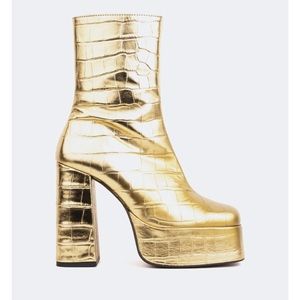 New Gold Platform Boots. Wore to a party and now I’m reselling. So so fun!!